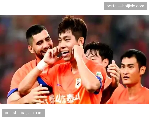 大连英博毕津浩马马杜领衔防线 零封运动战多次封堵化解